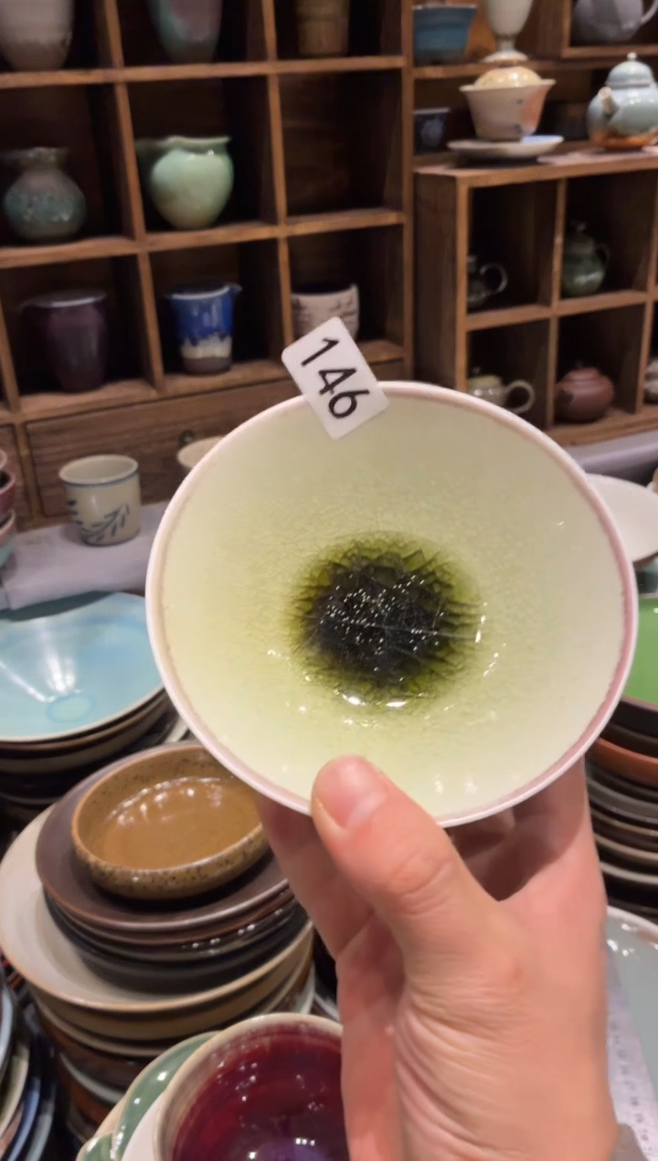 瓷片L*n146微瑕玻化绿高足碟1个