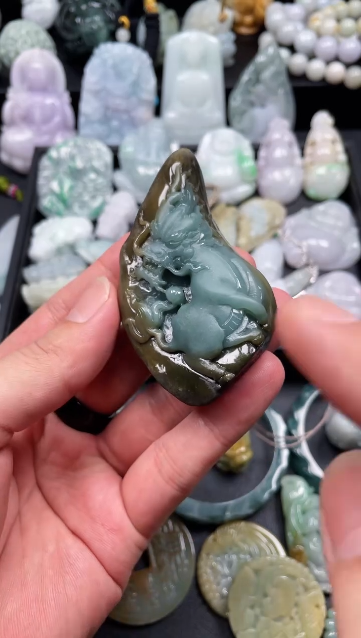 翡翠未镶嵌颈饰天然翡翠a货