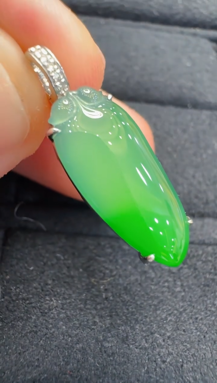 【闪购商品】翡翠吊坠(不含链)18K金镶嵌多样性团购发一件