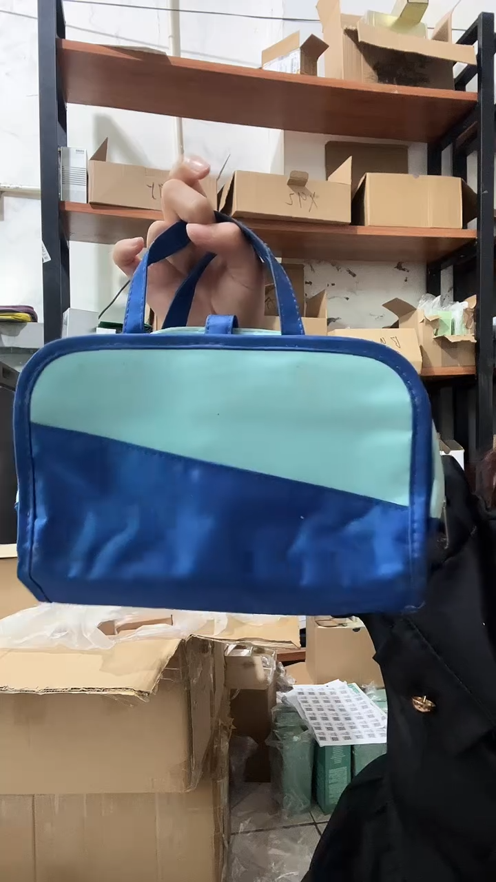 蚕丝B84帝皇水化妆包包容量超级大