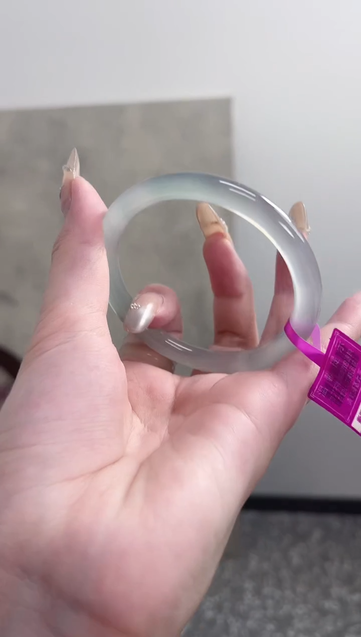 【闪购商品】玛瑙/玉髓手镯未镶嵌58-59圈 需要包容圆条