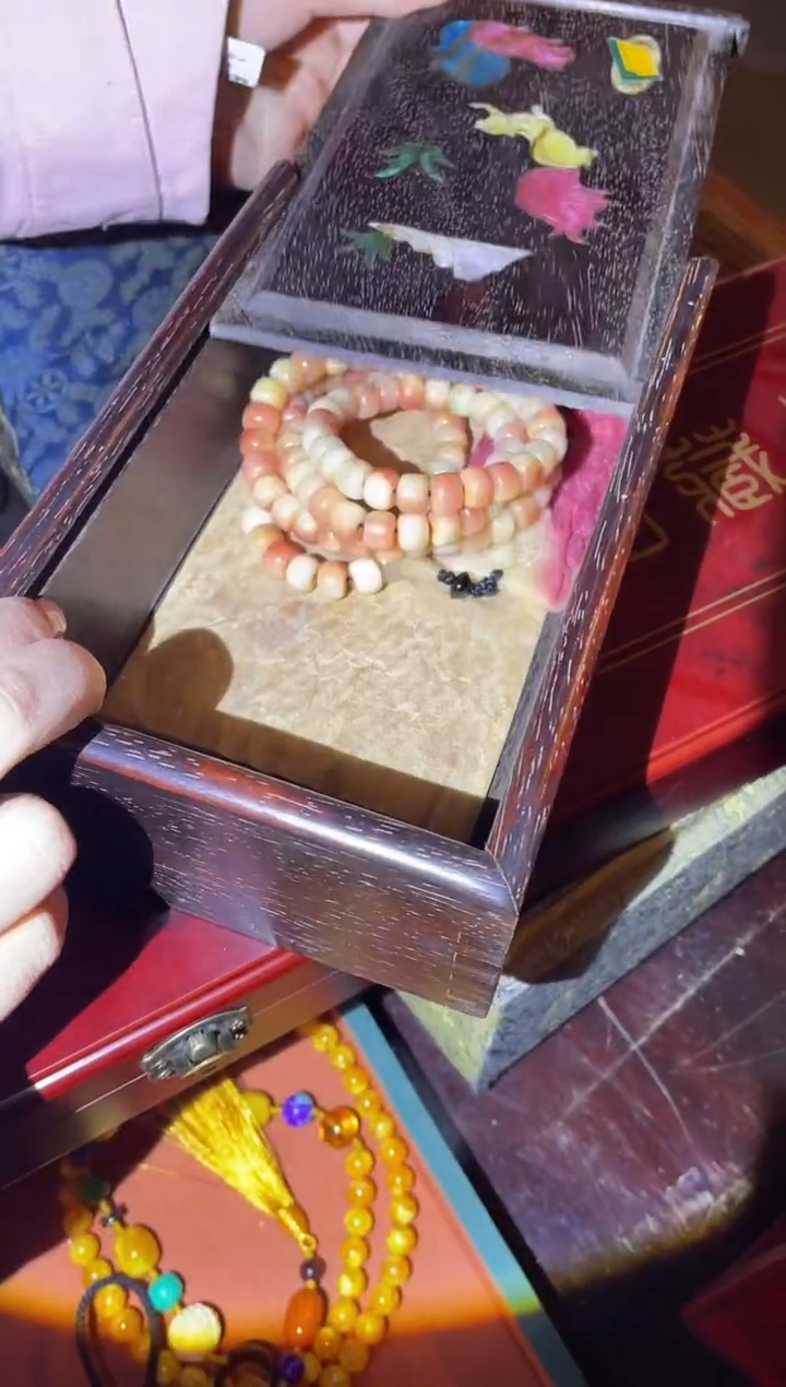 【闪购商品】一一一一一一631古红