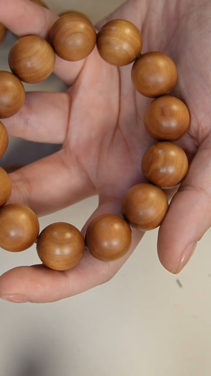 【闪购商品】檀香木手串/手链老山檀香1.8圆珠白檀香多样式发其一