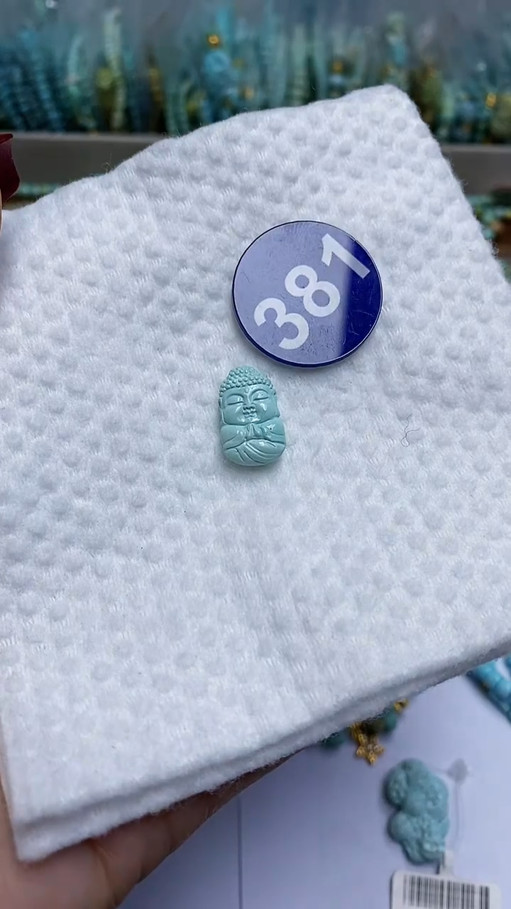 【闪购商品】绿松石雕刻件未镶嵌381