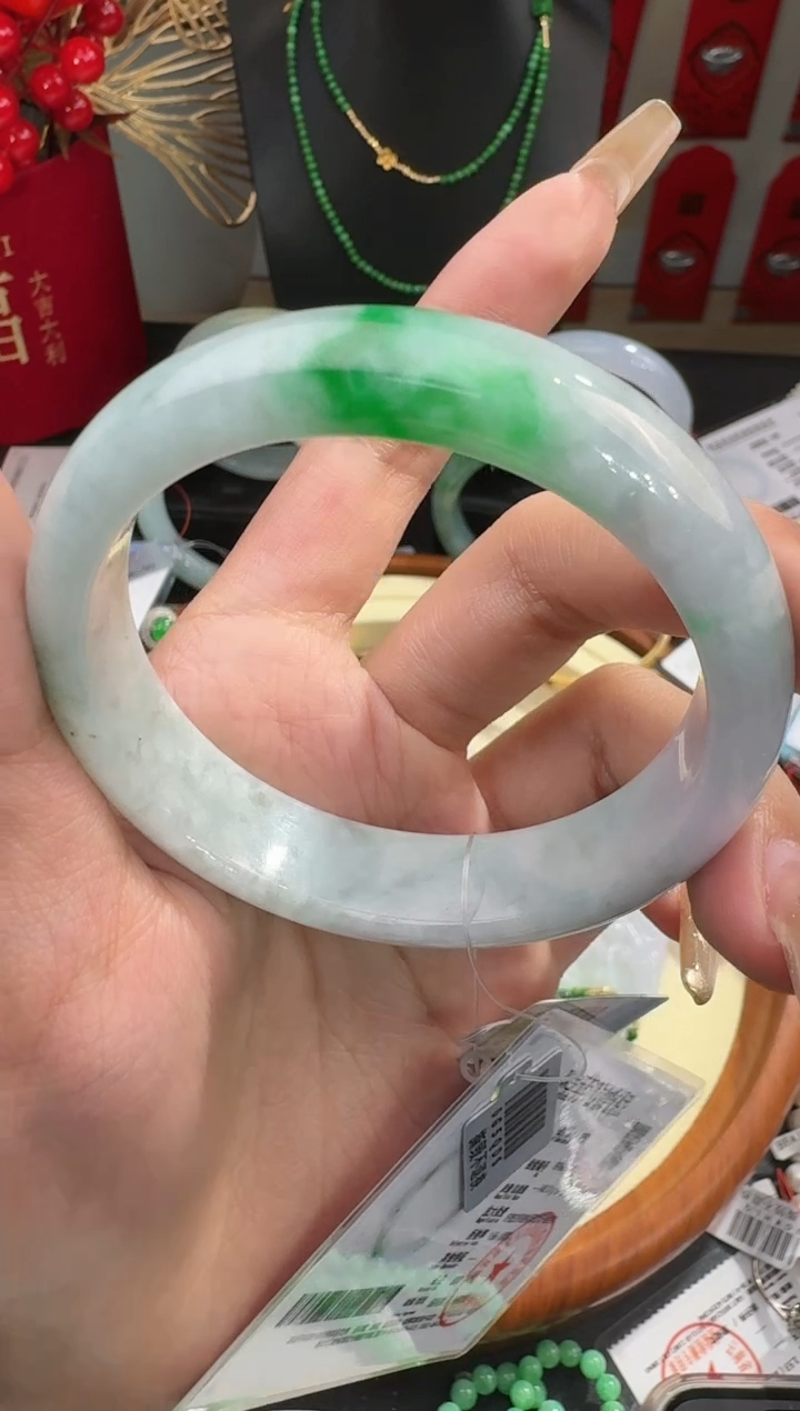 【闪购商品】翡翠手镯未镶嵌手镯