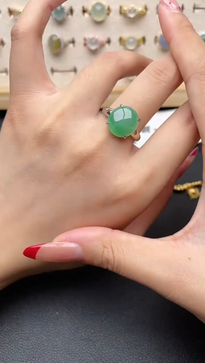 【闪购商品】翡翠戒指银S925镶嵌一物一证一礼盒