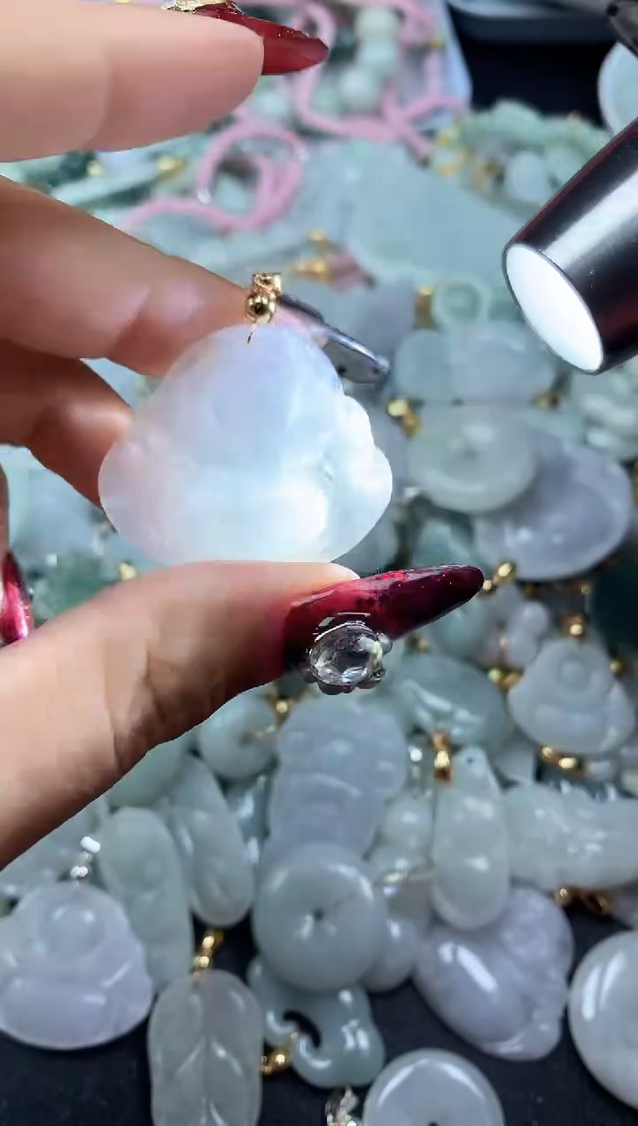 吊坠(不含链)未镶嵌翡翠4481