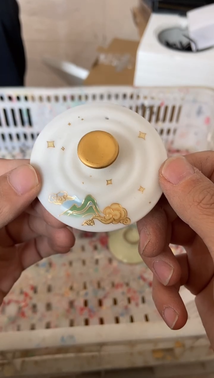 杯子瓷无运费险有瑕疵的摄影的产品有使用过的痕迹有点脏介意勿拍