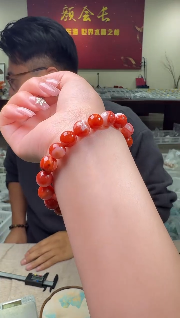 【闪购商品】南红玛瑙手链未镶嵌多样性发一件 483