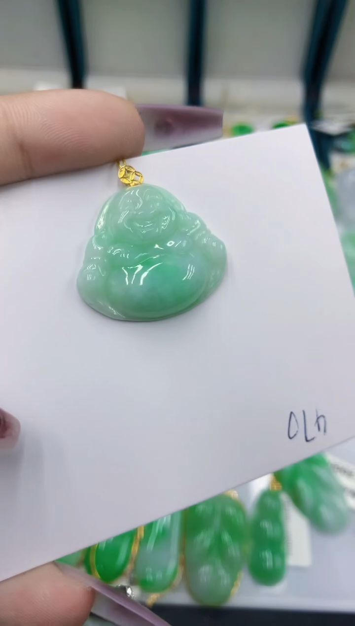 颈饰18K金镶嵌翡翠11111