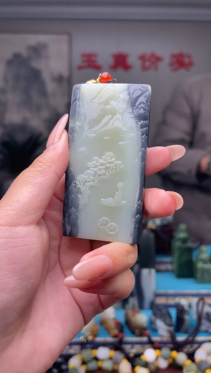 未镶嵌和田玉挂件1