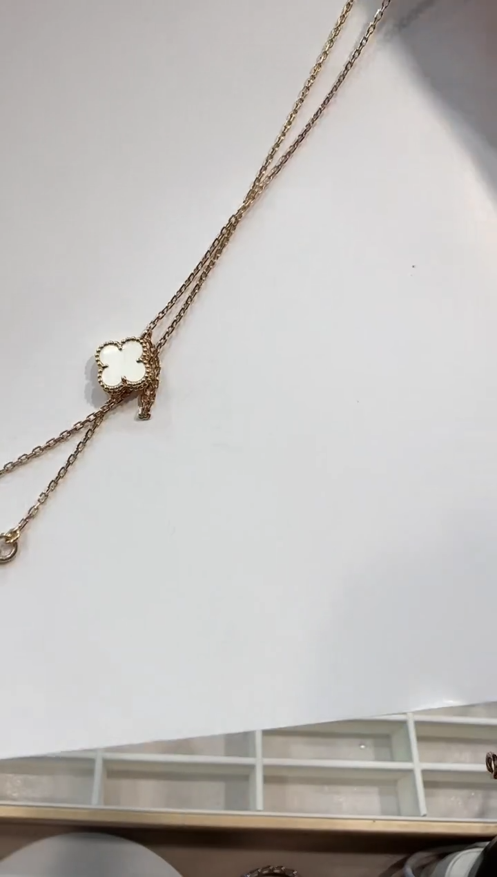 【闪购商品】贝壳（贝母）项链18K金镶嵌9mm白色