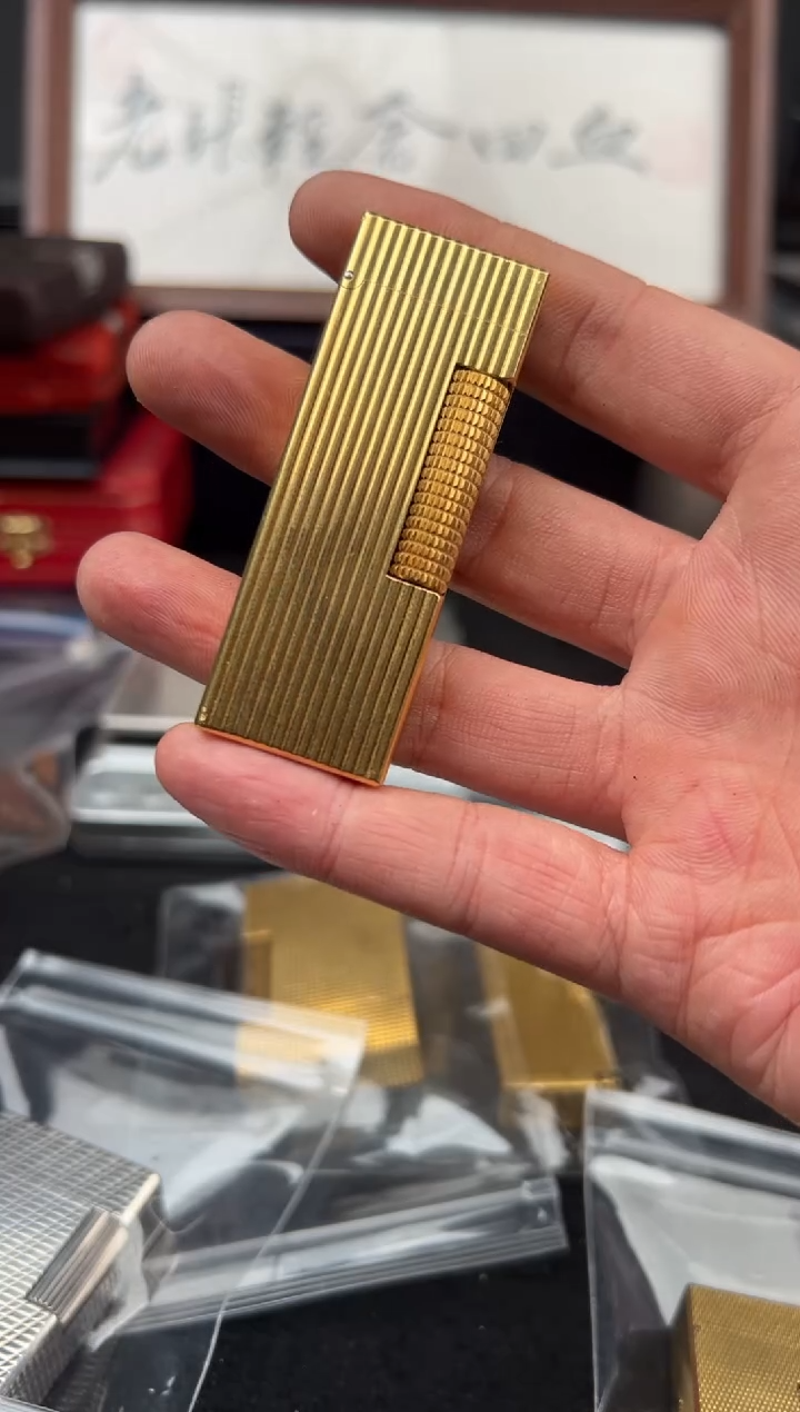 乌****7【老张回血】中古打火机（裸机）