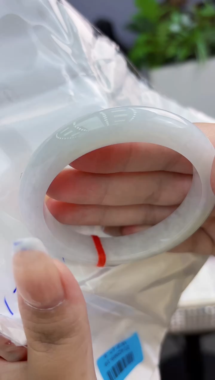 【闪购商品】翡翠手镯未镶嵌翡翠手镯
