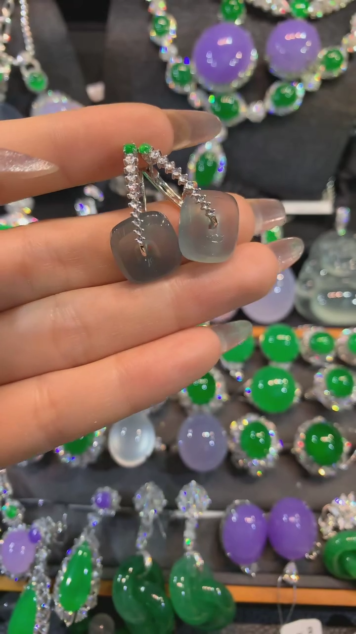 【闪购商品】翡翠耳饰18K金镶嵌耳饰