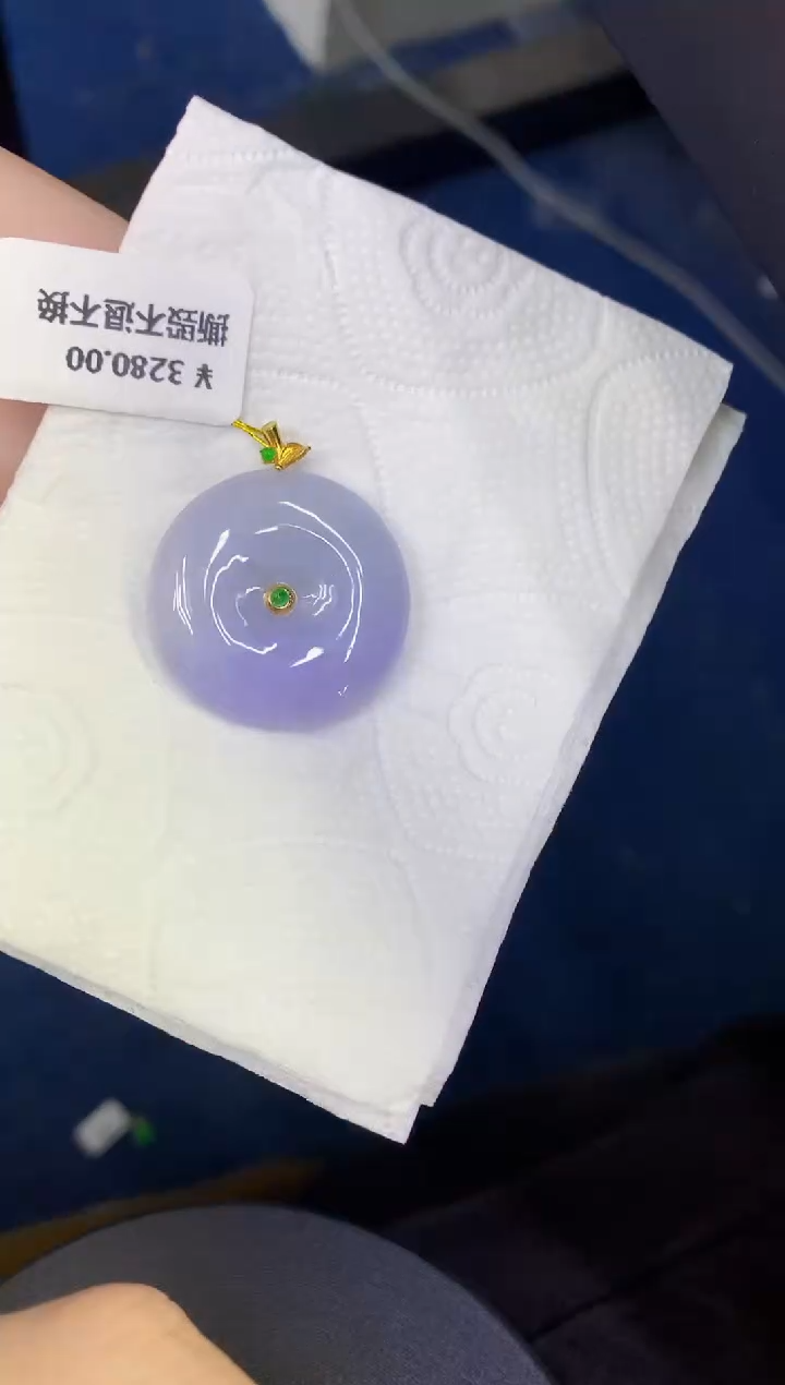颈饰18K金镶嵌翡翠缅甸天然翡翠a货