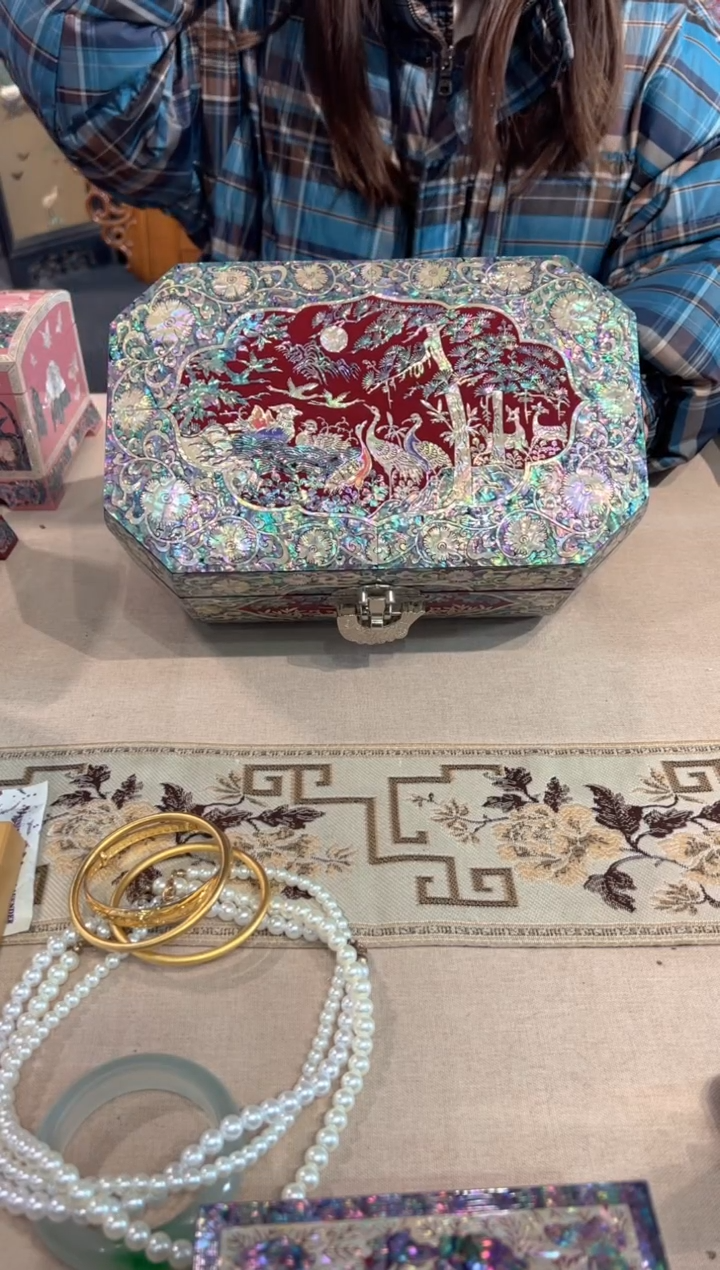 【闪购商品】紫底全满螺·弘贝雅螺钿漆器文化馆