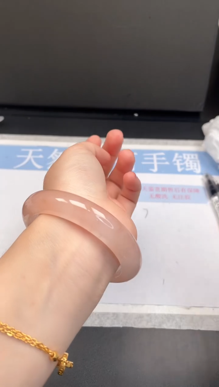 未镶嵌手镯石英质玉27L014-53