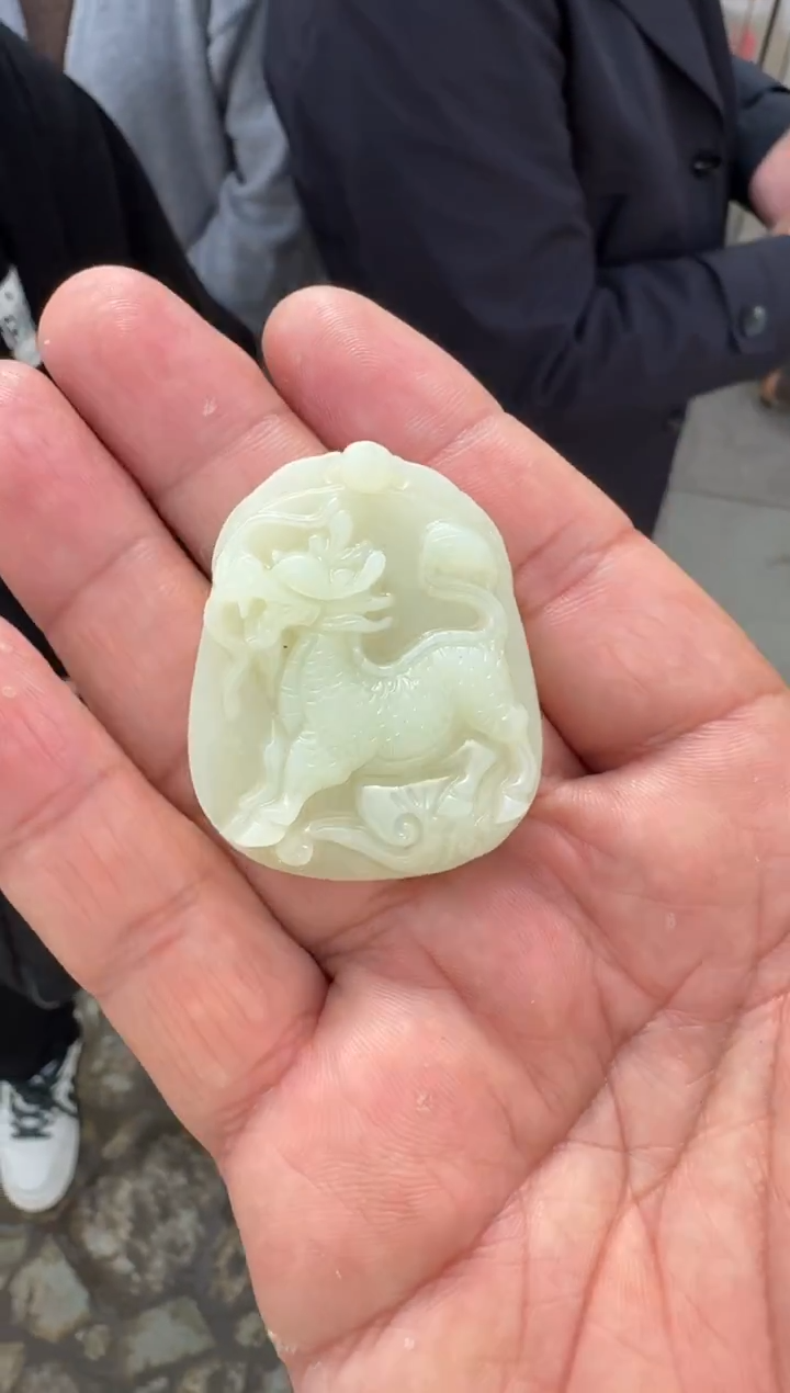 未镶嵌戒指和田玉（糖玉）和田玉