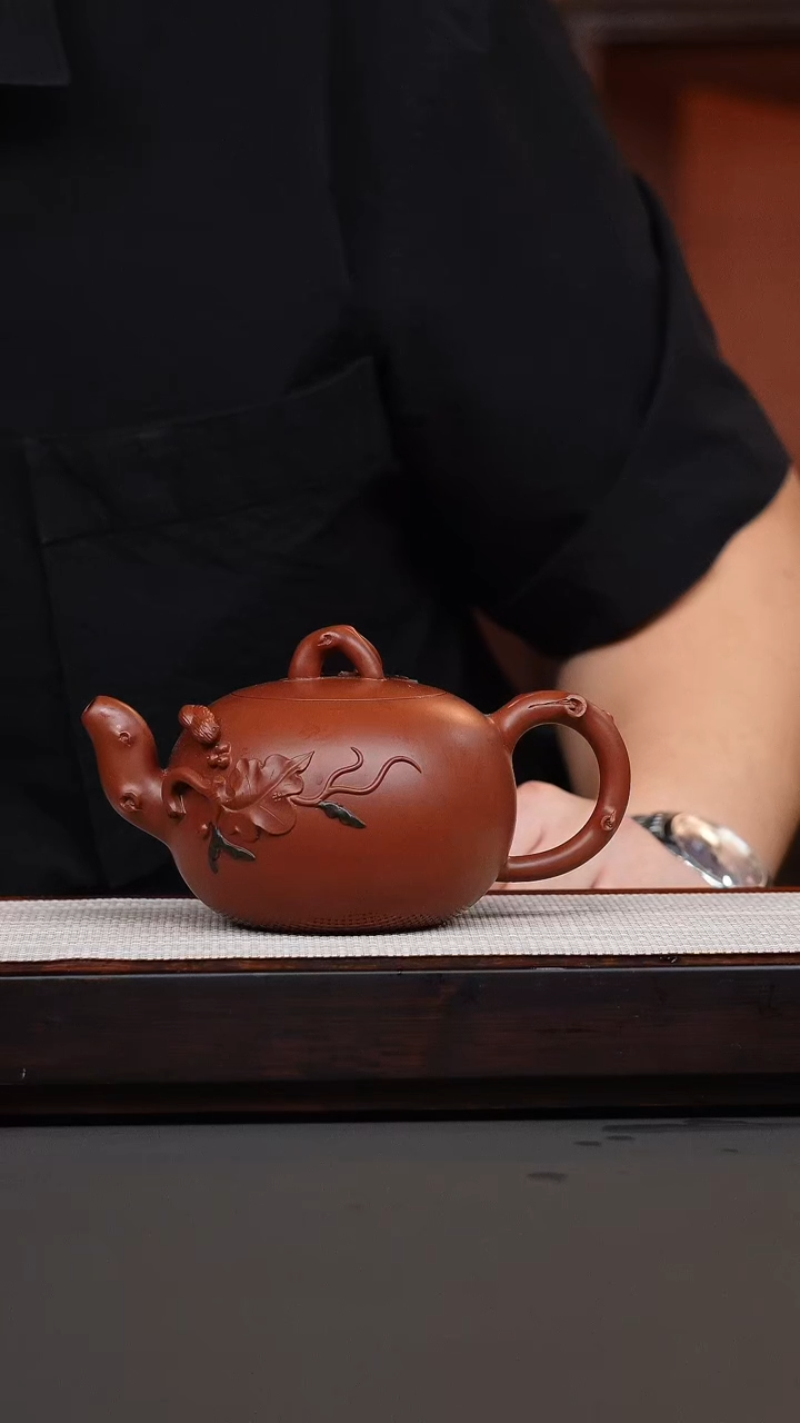 茶壶紫砂朱泥松鼠葡萄