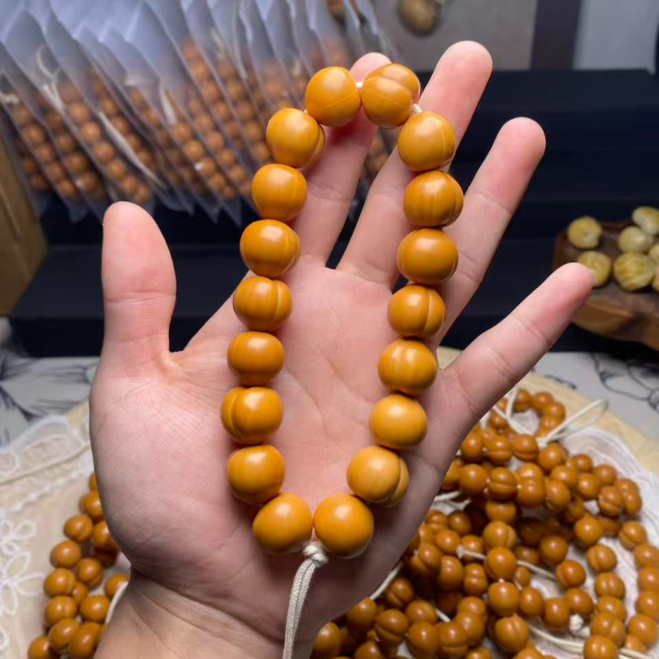 屁桃手持14-15mm+全品猴头核桃精工雕刻--手作