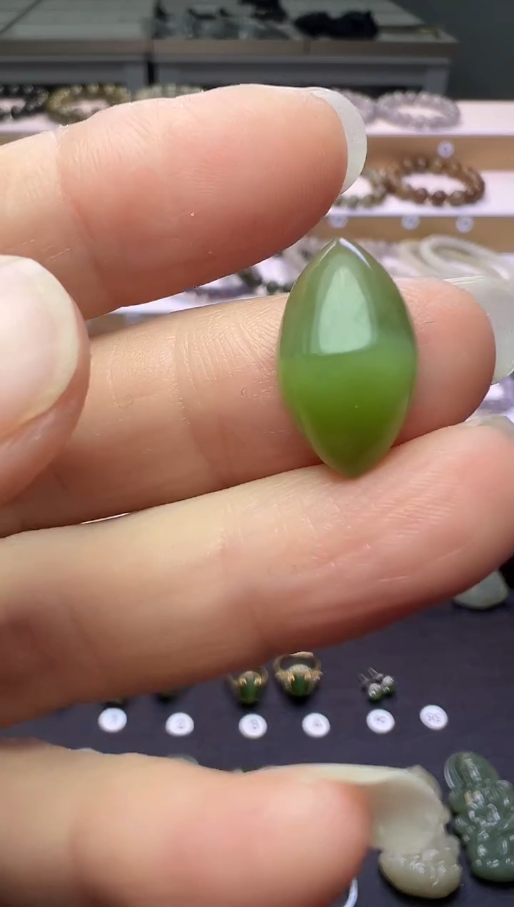 颈饰未镶嵌和田玉121号链接