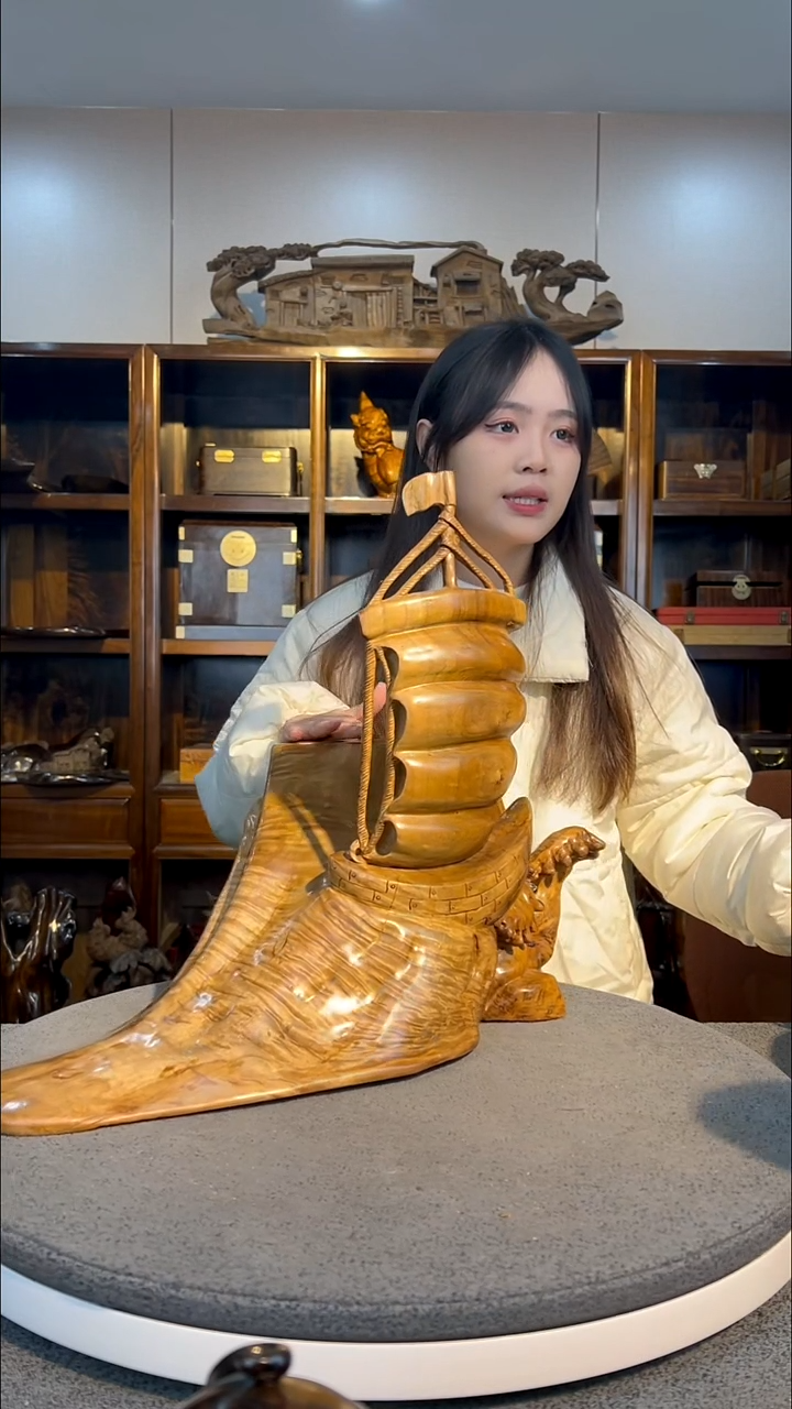 【闪购商品】金丝楠木雕一帆风顺