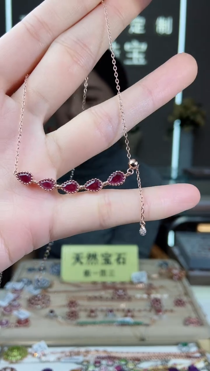 【闪购商品】红宝石颈饰银S925镶嵌颈饰