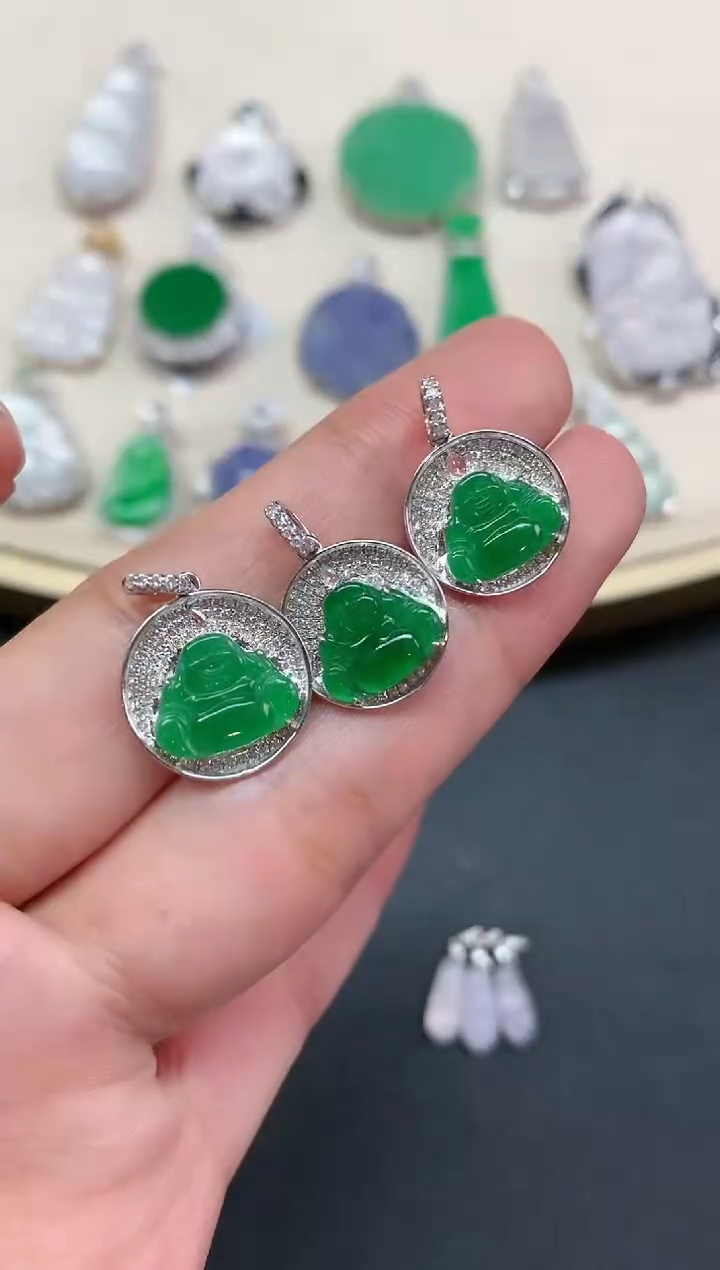 【闪购商品】翡翠吊坠(不含链)18K金镶嵌Q04|3980|多样性发其一