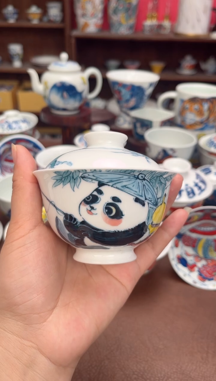 【闪购商品】宠粉福利价        熊猫盖碗