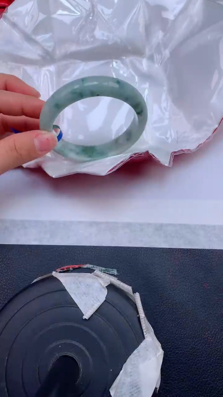 【闪购商品】翡翠手镯未镶嵌天然缅甸A货翡翠手镯