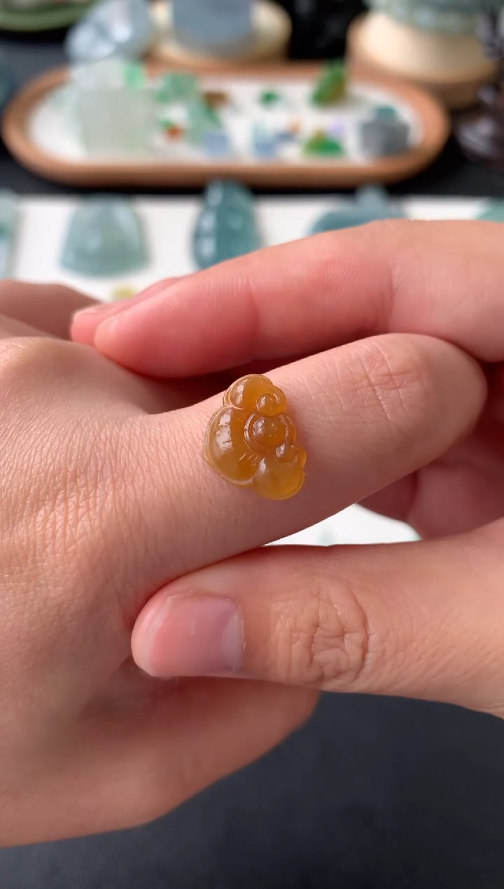 定制翡翠未镶嵌翡翠