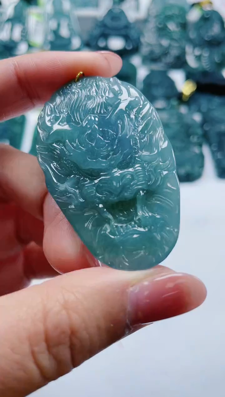 【闪购商品】翡翠颈饰未镶嵌