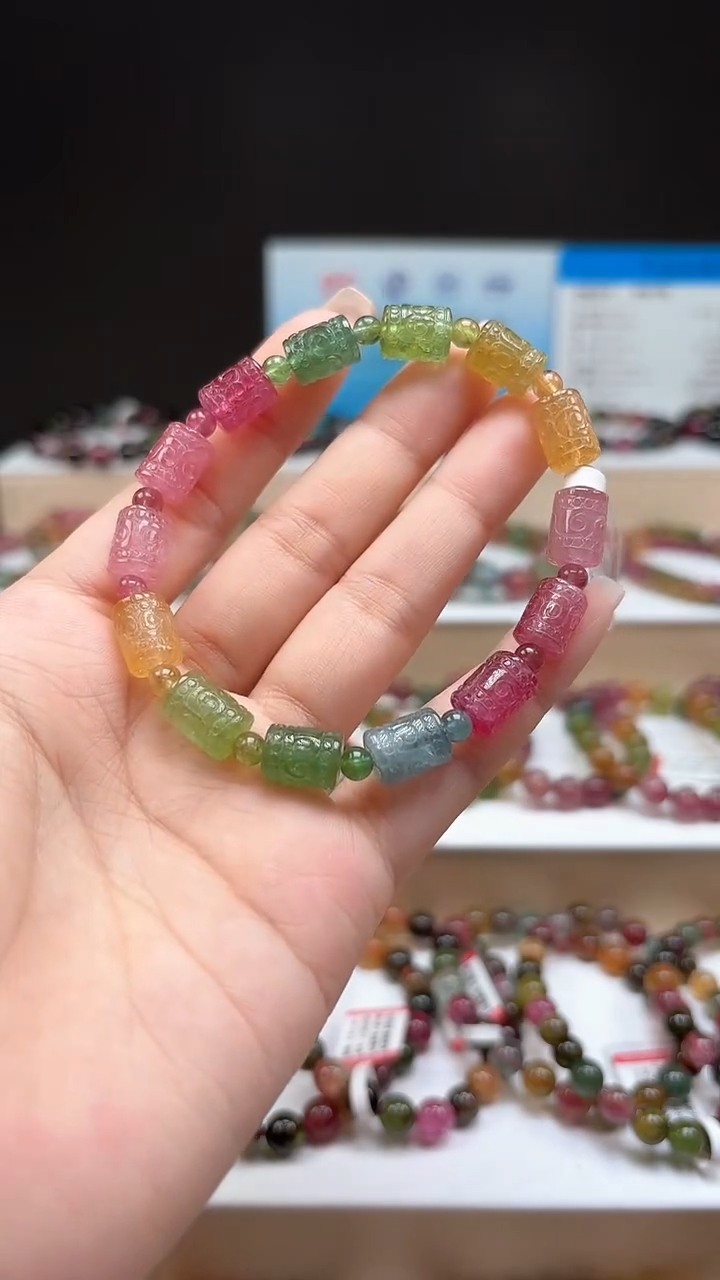 【闪购商品】碧玺手串未镶嵌手工雕刻玻璃体回纹桶珠单圈手串