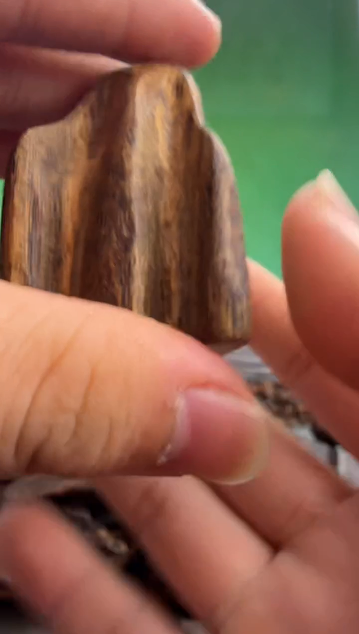 沉香手把件海南多样性发一
