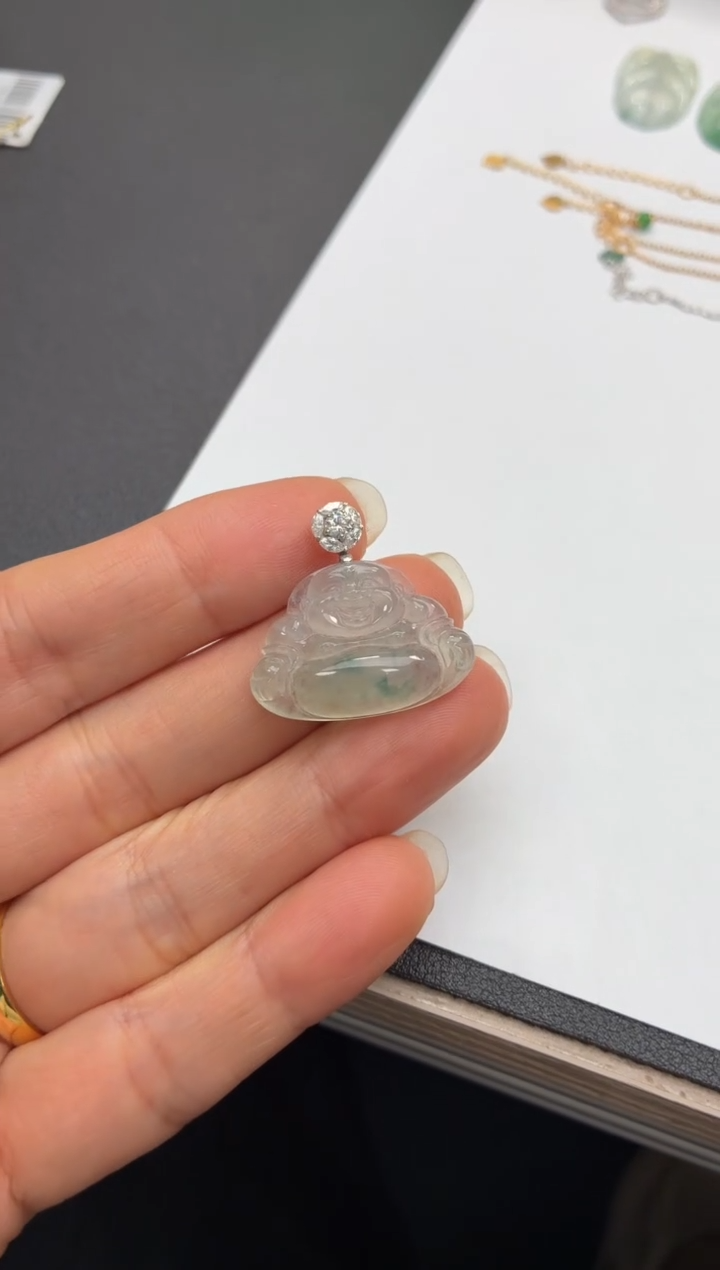 颈饰18K金镶嵌翡翠天然翡翠A货