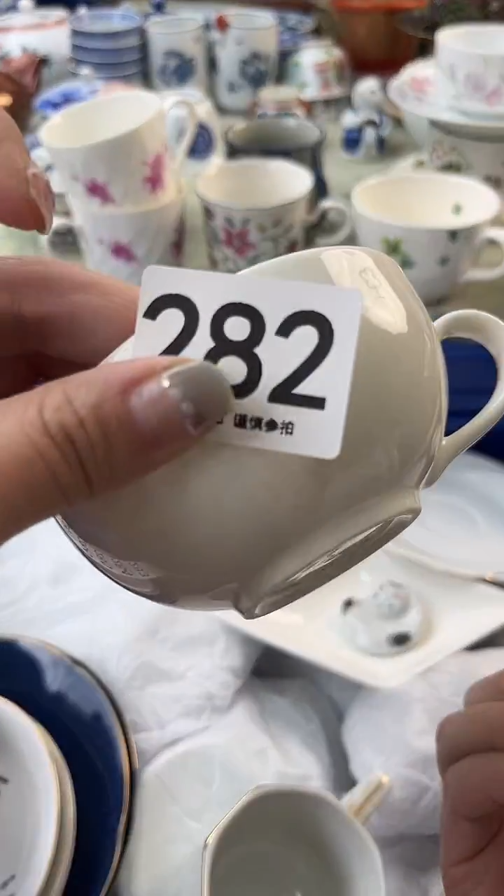 瓷片小**姨282.......
