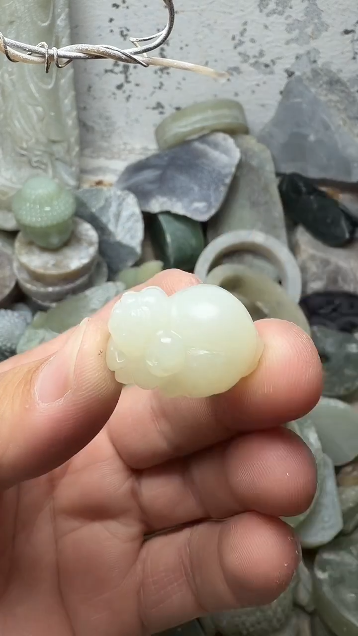 吊坠(不含链)未镶嵌和田玉猪猪