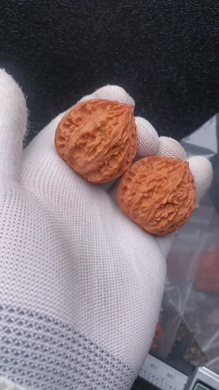 【闪购商品】文玩核桃把件蚂蚁帽