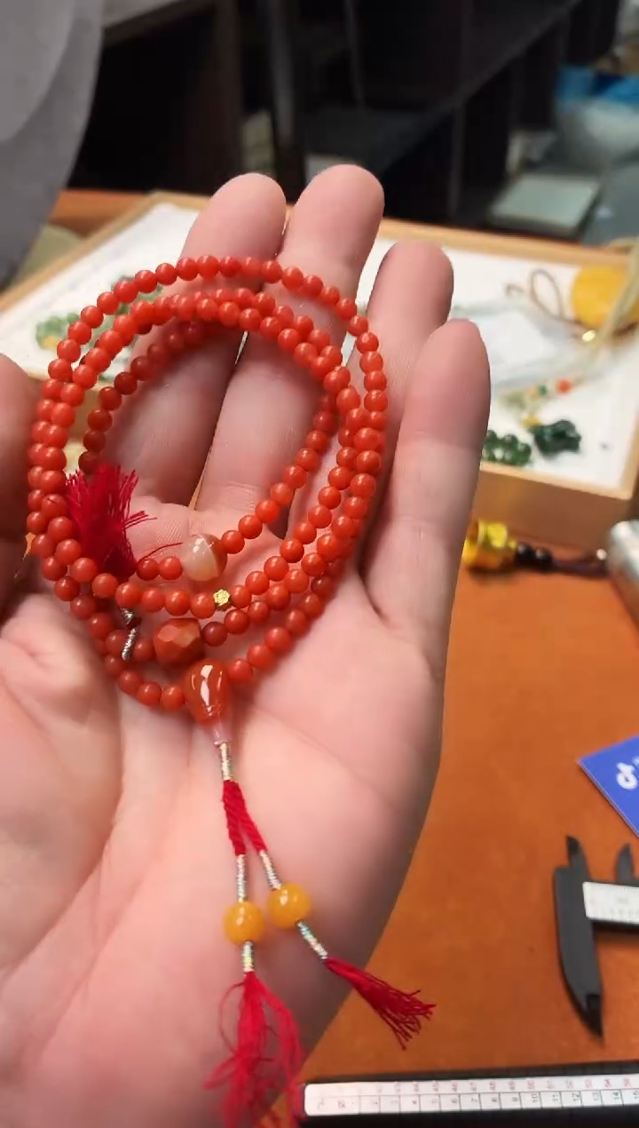 颈饰未镶嵌南红玛瑙C73