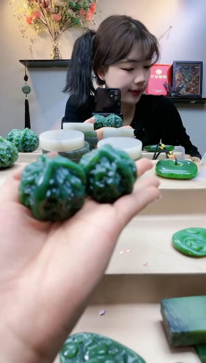 【闪购商品】和田玉挂件未镶嵌1