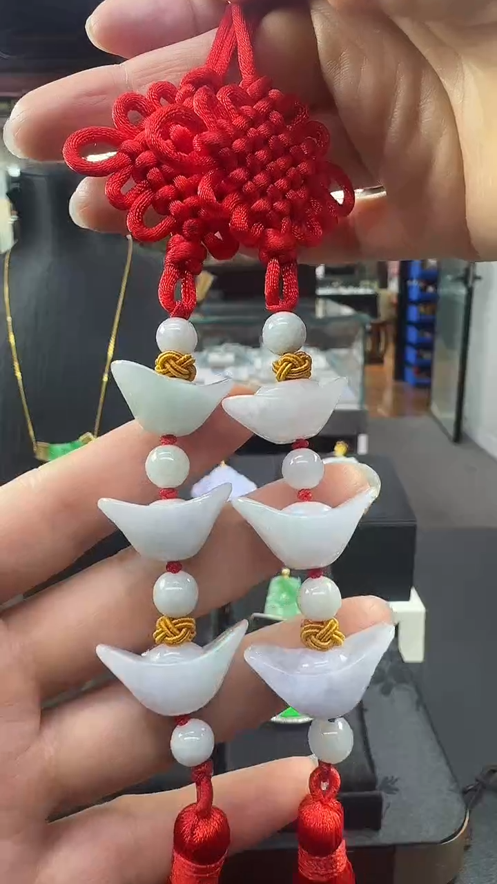 未镶嵌挂件翡翠元宝车挂多样性发其一