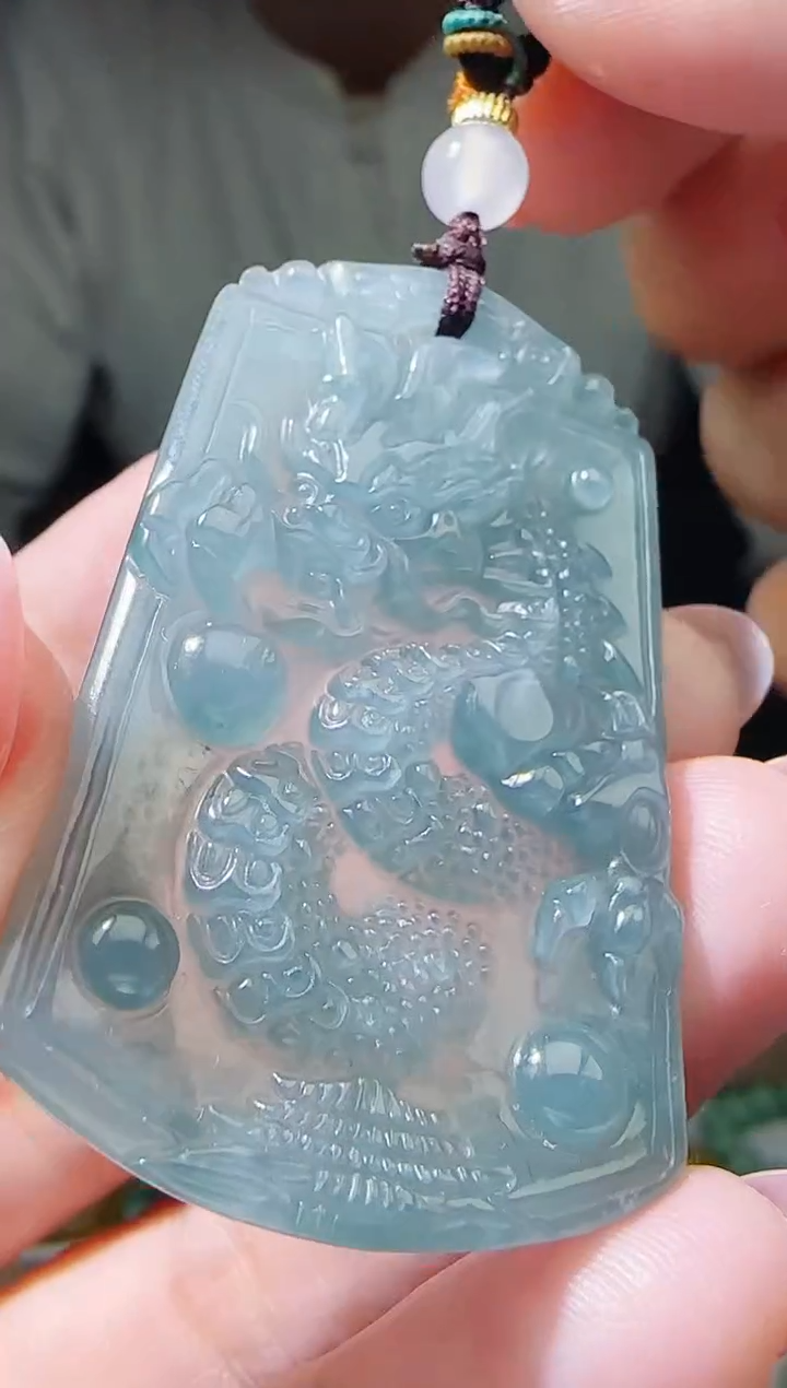 颈饰未镶嵌翡翠 多样性发其一  龙牌   39.9