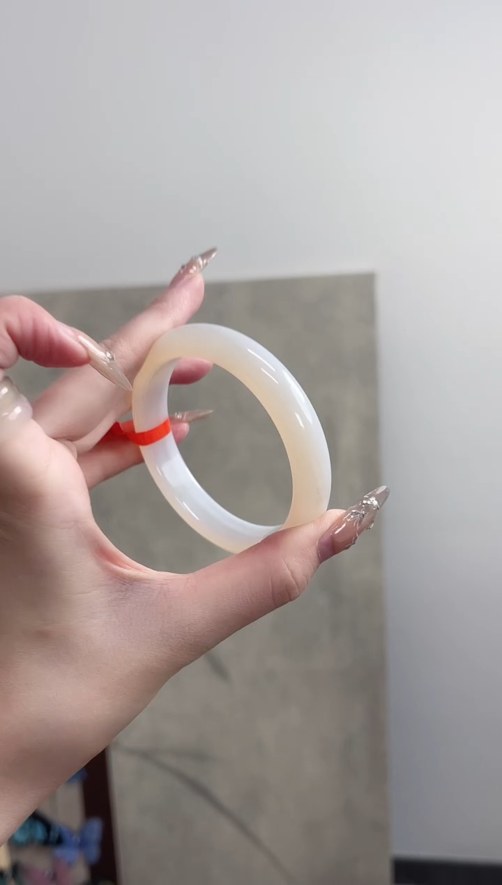 【闪购商品】玛瑙/玉髓手镯未镶嵌59-60圈 需要包容