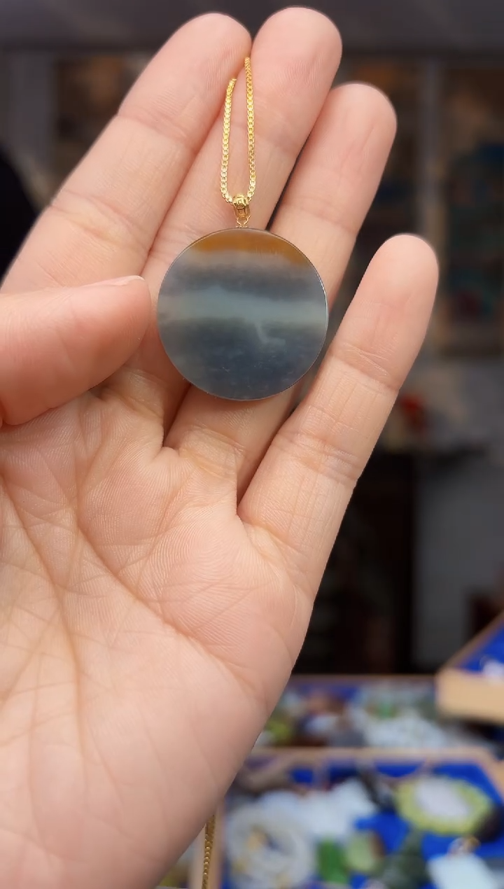 【闪购商品】和田玉颈饰18K金镶嵌拍一发一