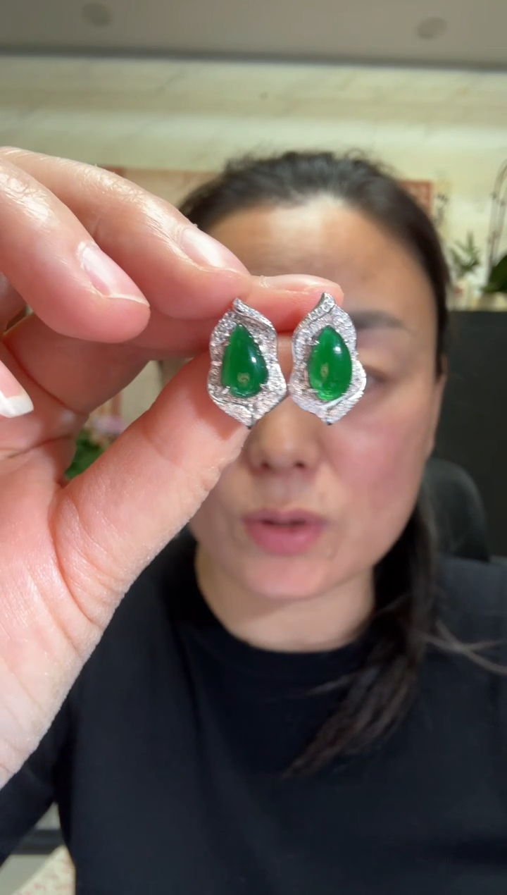 颈饰银S925镶嵌翡翠c****猫00002639