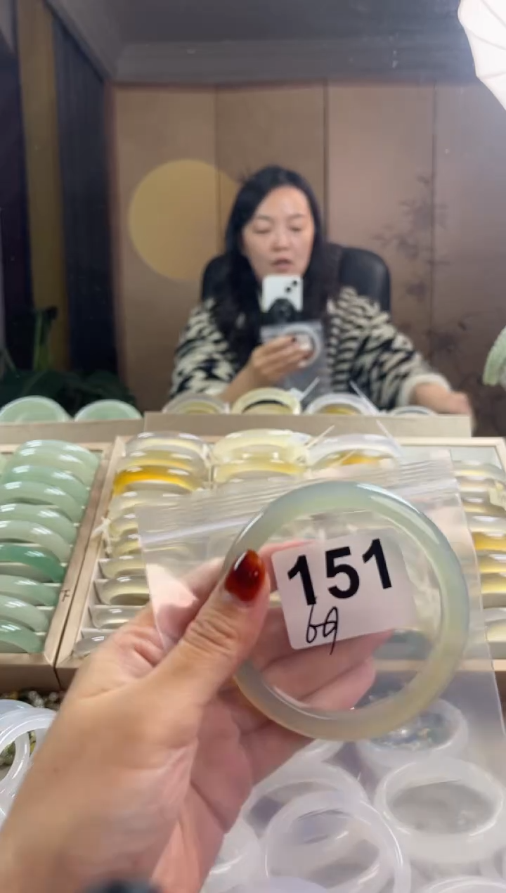 手镯玛瑙/玉髓未镶嵌151