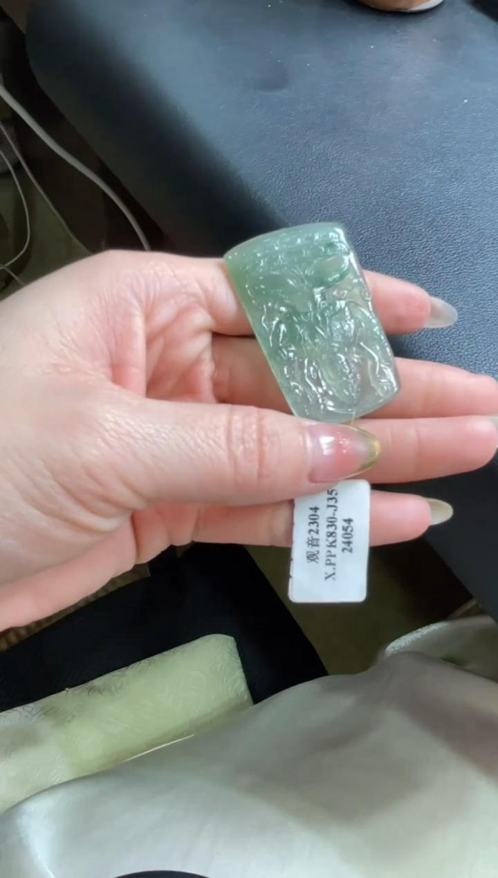 【闪购商品】定制翡翠未镶嵌DDH86625