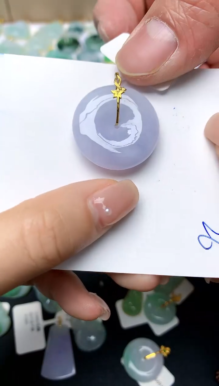 【闪购商品】翡翠颈饰18K金镶嵌26天然A货翡翠