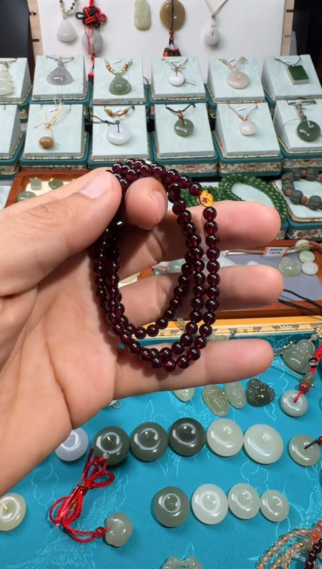 【闪购商品】石榴石手链未镶嵌多圈